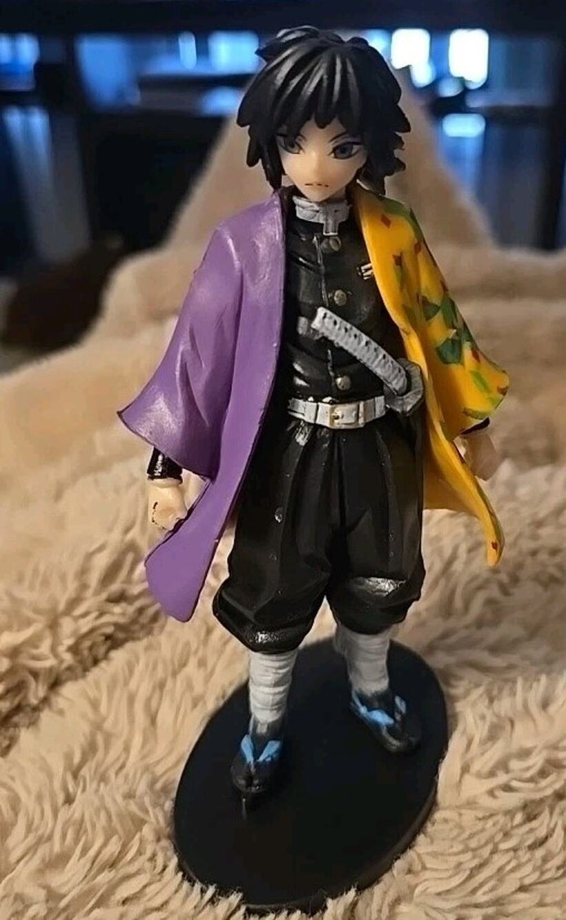 Demon Slayer: Kimetsu no Yaiba Bandai Grandista Giyu Tomioka Figure 5.5"